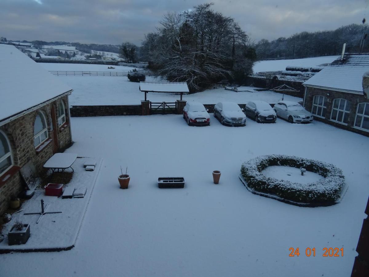 Villa Red Kite Barn Ammanford Exterior foto